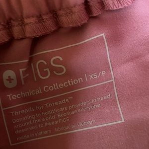 Figs chalk pink yola scrub pants